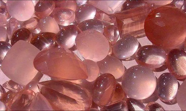 راز رز کوارتز هفت‌هزار ساله؛ سنگ صورتیِ عشق و آرامش از دل تاریخ + فیلم