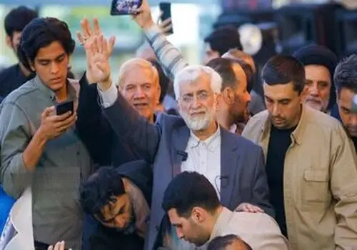 واکنش تند جلیلی به پورمحمدی: خواب‌نما شده‌اید!+ فیلم