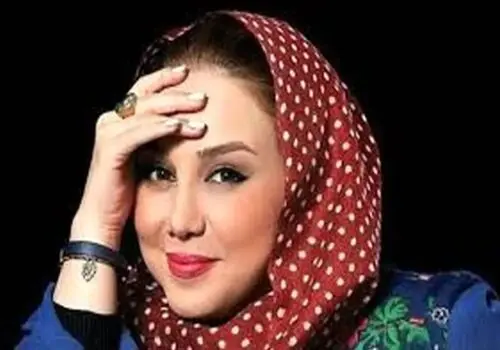 عکس جدید بهنوش بختیاری همراه با جمشید هاشم پور و دختر جوانش 
