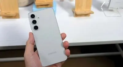 قیمت گوشی سامسونگ، شیائومی و آیفون امروز چهارشنبه ۲۷ بهمن ۱۴۰۴