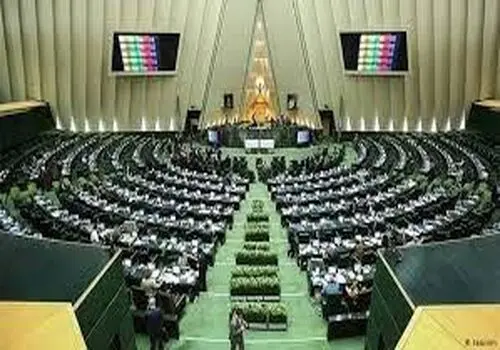 حمایت مالیاتی دولت از اصناف و بازار +جزئیات
