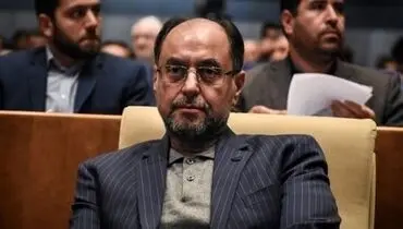 واکنش معنادار حقانیان به قطع برق هنگام نشست خبری+ فیلم