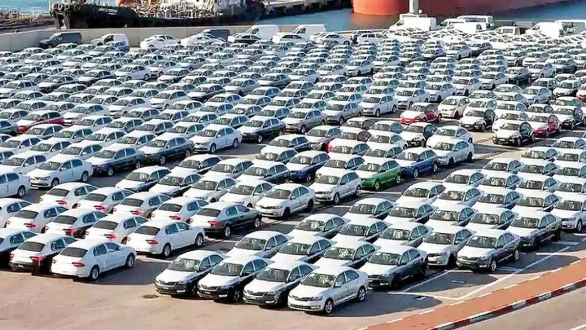 تأخیر طولانی در تحویل خودرو؛ خریداران ماه‌ها پشت فرمان منتظرند