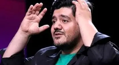 حرکات عجیب مجری صدا‌و‌سیما با لباس تکواندو و کمربند صورتی!/ویدیو 