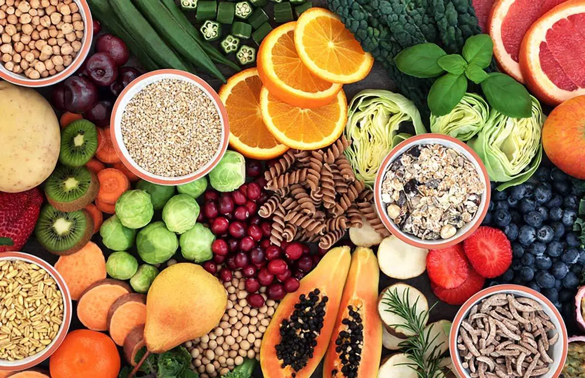 چه غذاهایی رفلاکس معده را تشدید می‌کند؟

