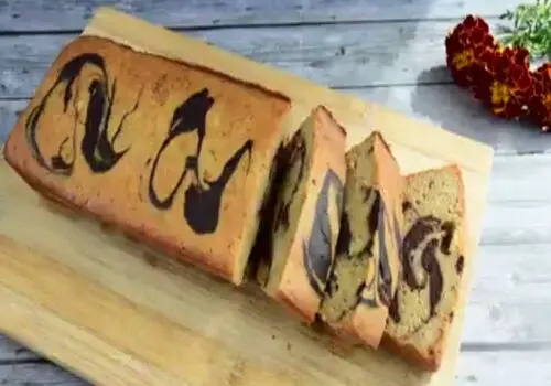 طعم دلچسب کیک شکلاتی دورنگ با پف زیاد+ فیلم/ راز پخت آسان کیک شکلاتی با مواد در دسترس