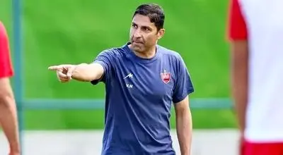 درگیری لفظی یک بازیکن پرسپولیس با وحید هاشمیان