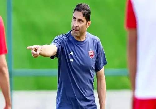درگیری لفظی یک بازیکن پرسپولیس با وحید هاشمیان
