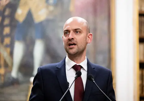 اظهارات جدید وزیر امور خارجه فرانسه در رابطه با احتمال مذاکره ایران و آمریکا