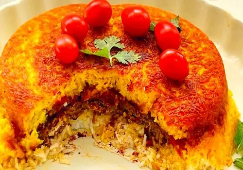 ناهارت با من: آلبالو پلو؛ نگین تابستانی سفره‌های ایرانی