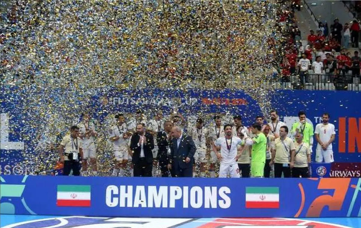  جشن قهرمانی تیم ملی فوتسال به روایت تصویر 