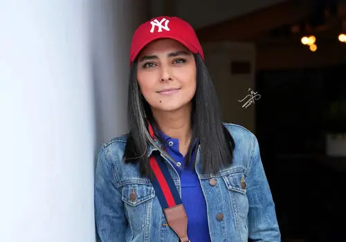 هدی زین‌العابدین با استایلی متمایز و کیف گوچی در انظار ظاهر شد+تصاویر 