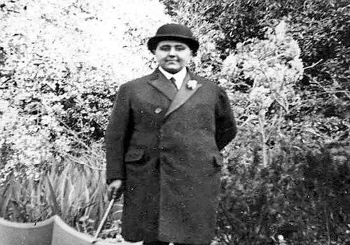 چهره سوگلی محبوب احمد شاه قاجار را ببینید
