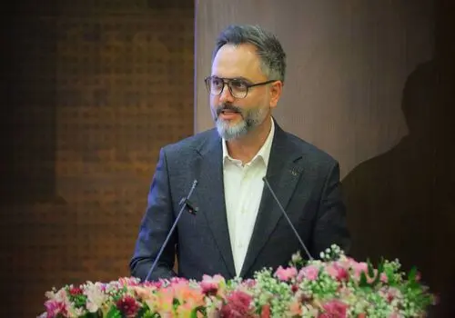 تصویر پربازدید از زینب سلیمانی در کنار فرزاد حسنی