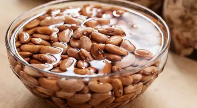 بهترین روش خیساندن حبوبات؛ آب سرد یا گرم؟

