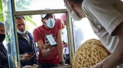 رئیس اتاق اصناف: سهمیه آرد این نانوایی ها حذف می شود