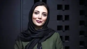 عکس کودکی رویا میرعلمی در آغوش مادر