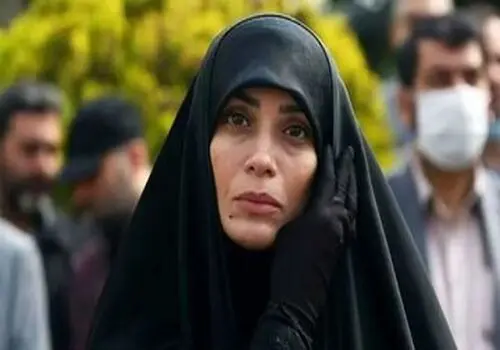 الهام چرخنده مجری تلویزیون شد


