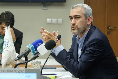 وزیر آموزش و پرورش از استخدام خدمتگزاران مدارس پس از ۲۰ سال خبر داد