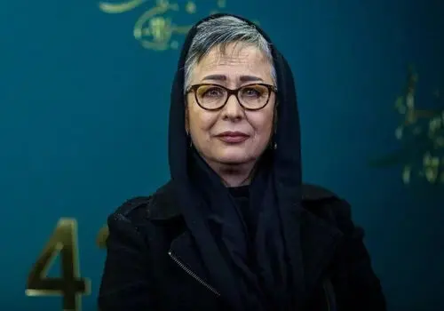 قاب هنری آزیتا حاجیان و دخترانش پربازدید شد 