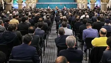 رهبر انقلاب: رشد نقدینگی باید متوقف شود؛ دولت موانع فضای کسب‌وکار را برطرف کند