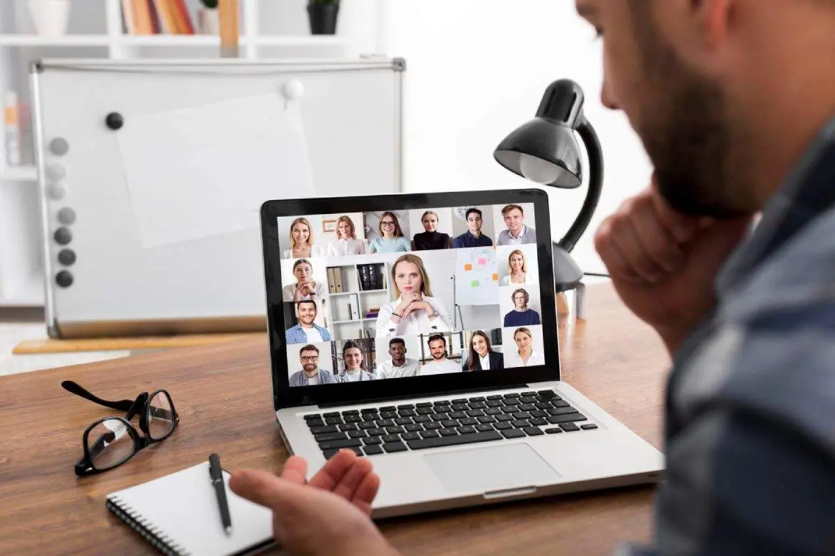 مقایسه هزینههای وبینار و سمینار؛ کاهش هزینهها بدون کاهش کیفیت
