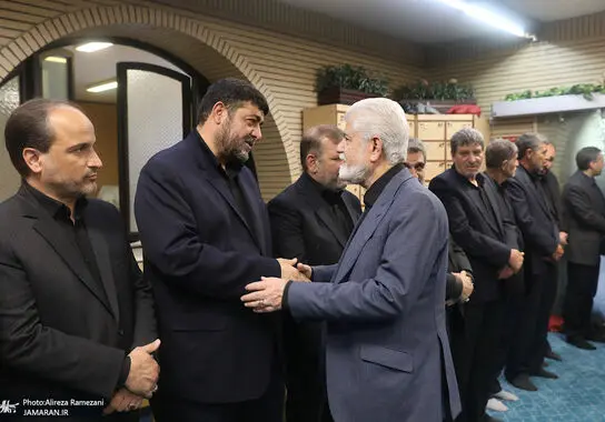 مراسم+ختم+مادر+پيرحسين+كوليوند (38)