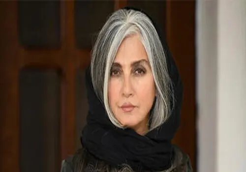 ظاهر متفاوت رویا جاویدنیا در ۶۰ سالگی: استایلی که سن را به چالش کشید!