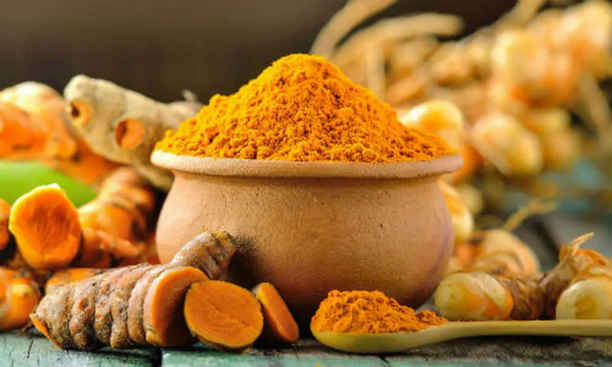 ۷ عارضه احتمالی زردچوبه برای کبد و بدن

