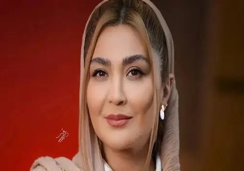مریم معصومی با ژست‌های ژورنالی و عکس‌های جدید، سوژه رسانه‌ها شد