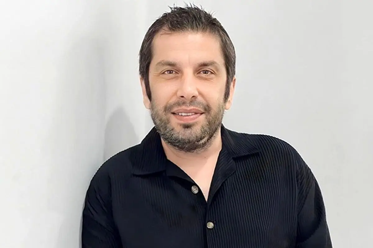 عباس جمشیدی فر عزادار شد