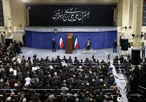 معیشت مردم مهمترین مسئله است؛ برای انضباط بازار چاره‌اندیشی شود