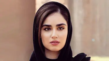 هانیه غلامی و مادر فوق جوانش روی جلد یک مجله