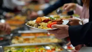 شام خوردن بعد از ساعت ۹ شب چاق‌کننده نیست
