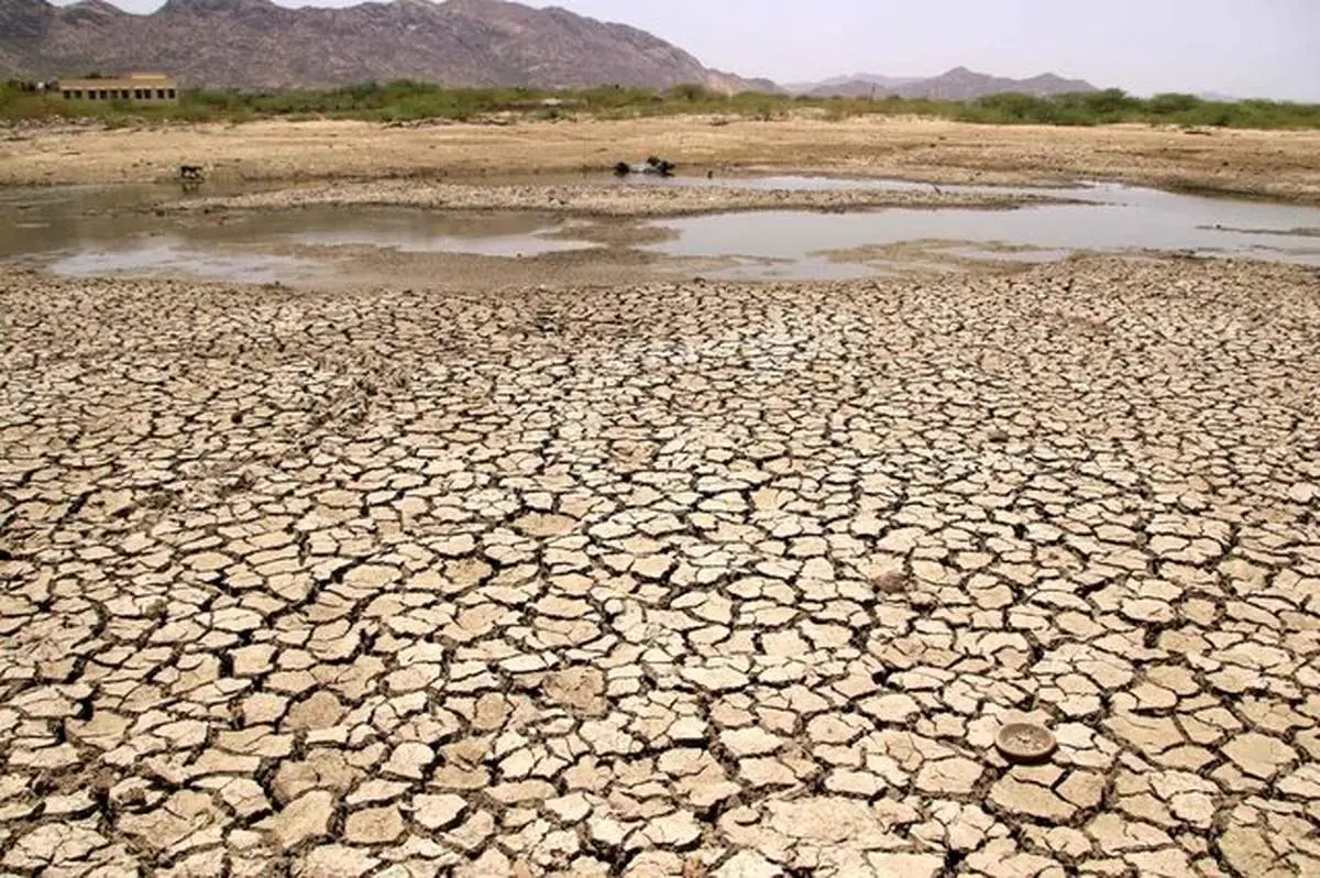 گرمای بیسابقه تمدید شد