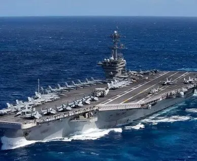 هزینه سنگین اسکورت نفتکش‌ها در تنگه هرمز به روایت وال استریت ژورنال 