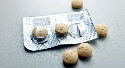 کمبود پنهان اما خطرناک؛ علائم کمبود ویتامین B12 را بشناسید
