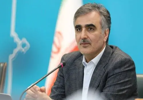 باید با بهره‌گیری حداکثری از توان شرکت‌های دانش بنیان به سمت تولید کالاهای با ارزش افزوده بالا حرکت کنیم