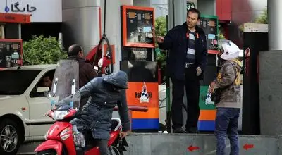 سهمیه بنزین یارانه‌ای فقط تا ۶ ماه ذخیره می‌شود