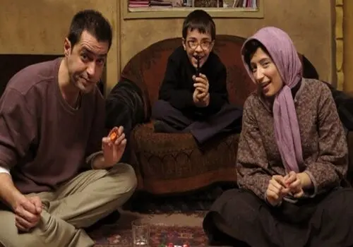 نوردخت؛ دختر رامبد جوان و نگار جواهریان با چمکه‌های صورتی