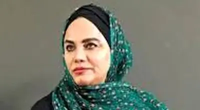 گریم سنگین زهره، خواهر نرگس آبیار در «بامداد خمار»