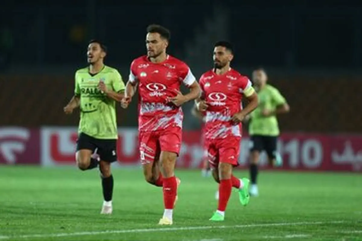  پوستر زیبای باشگاه پرسپولیس به بهانه تمدید قرارداد اورونوف+ عکس