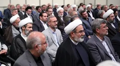 
اولین تصاویر از دیدار رئیس و مسئولان عالی قوه قضائیه با رهبر انقلاب
