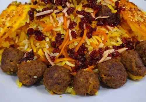 طرز تهیه زرشک‌ پلو مجلسی ویژه یلدا
