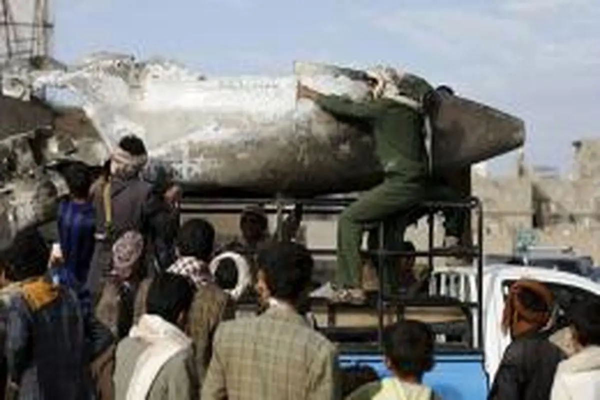 سقوط جنگنده سعودی در یمن/تصاویر
