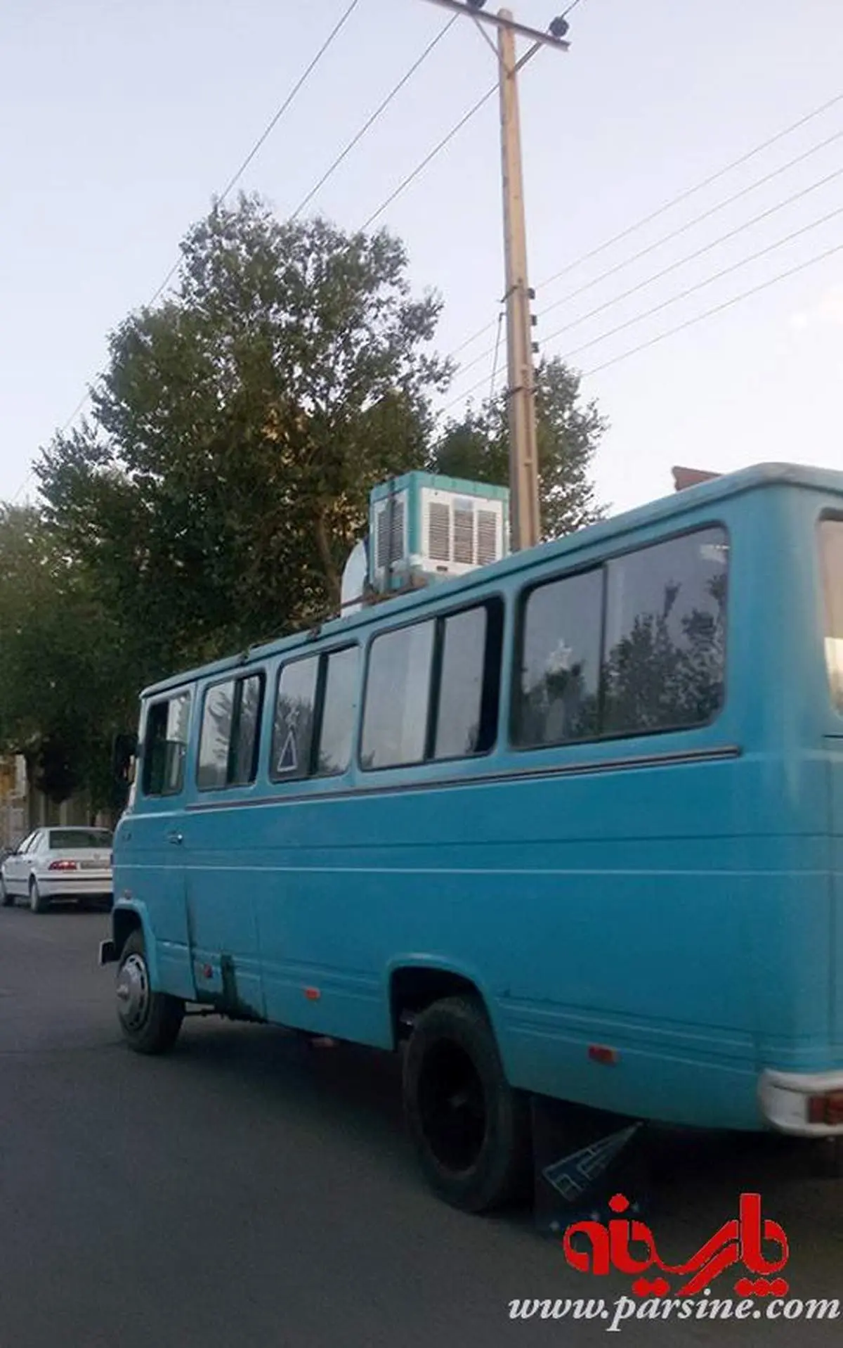 نصب کولر آبی روی مینی بوس!