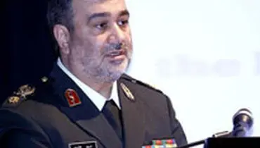 نظر فرمانده ناجا درباره ورود زنان به ورزشگاه ها