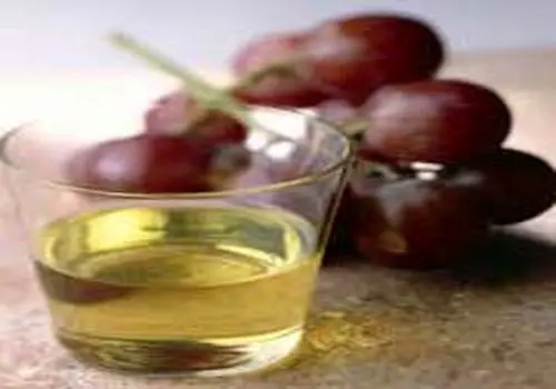 نقش ترکیبات مفید روغن هسته انگور در سلامتی