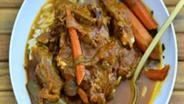 چگونه وقتی به مسافرت میروید چاق نشویم؟