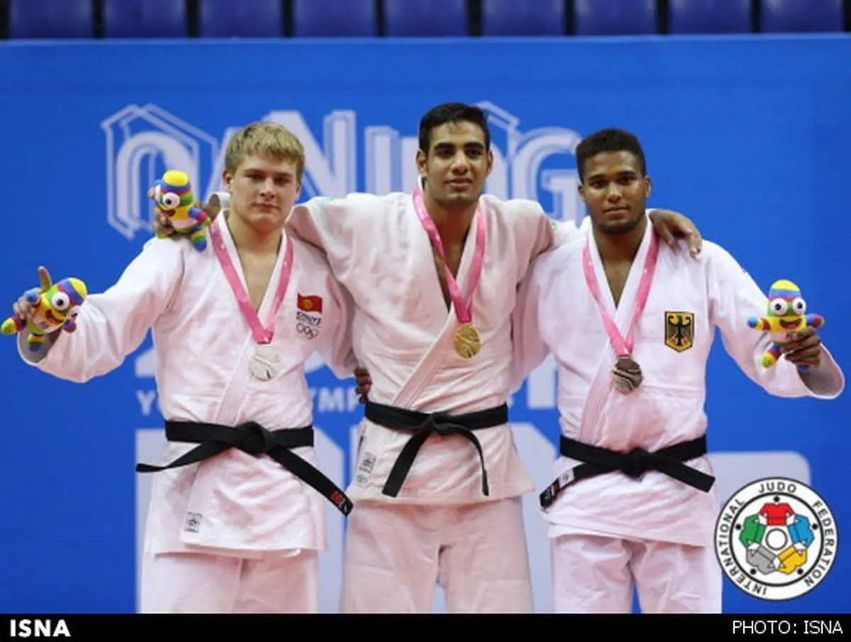 ظرفشویی در آشپزخانه عاقبت قهرمان المپیک!